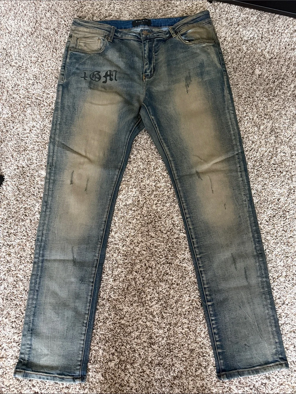 Men's Distressed Blue Faded Jeans